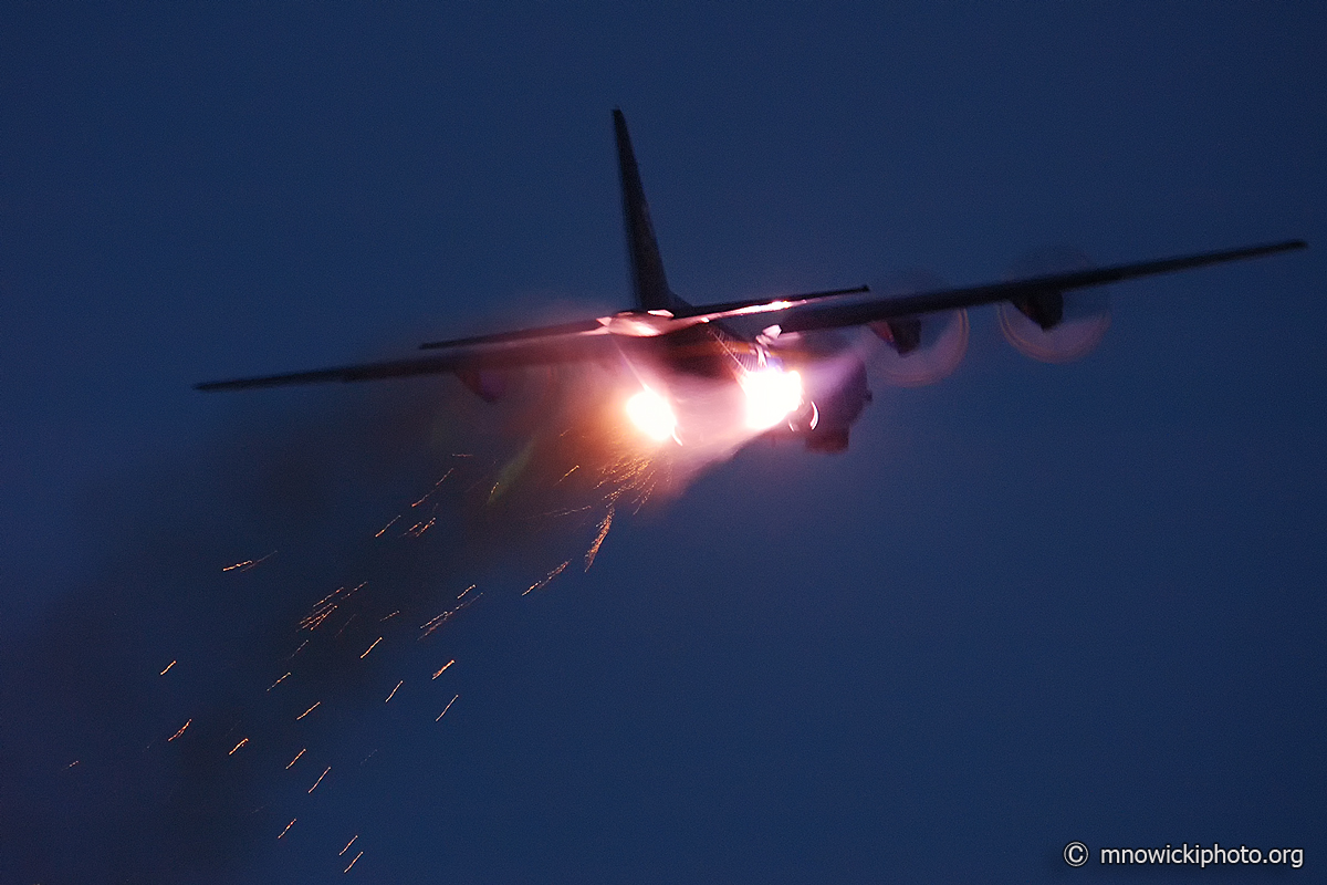 DSC_0232 copy.jpg - USA - MarinesLockheed C-130T Hercules " Fat Albert"