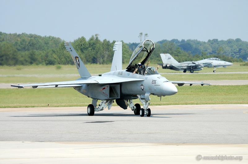 DSC_3446.jpg - F/A-18F Super Hornet 166467 