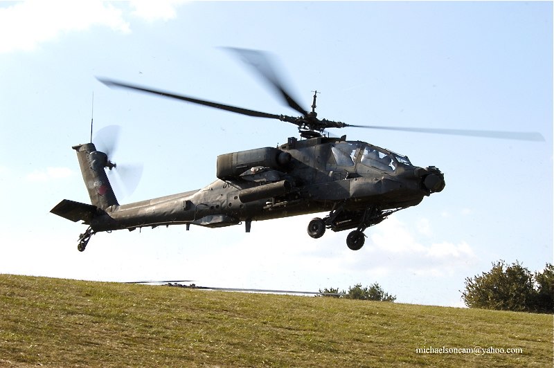 AH-64-A  Apache.jpg - AH-64A Apache 90-00439 