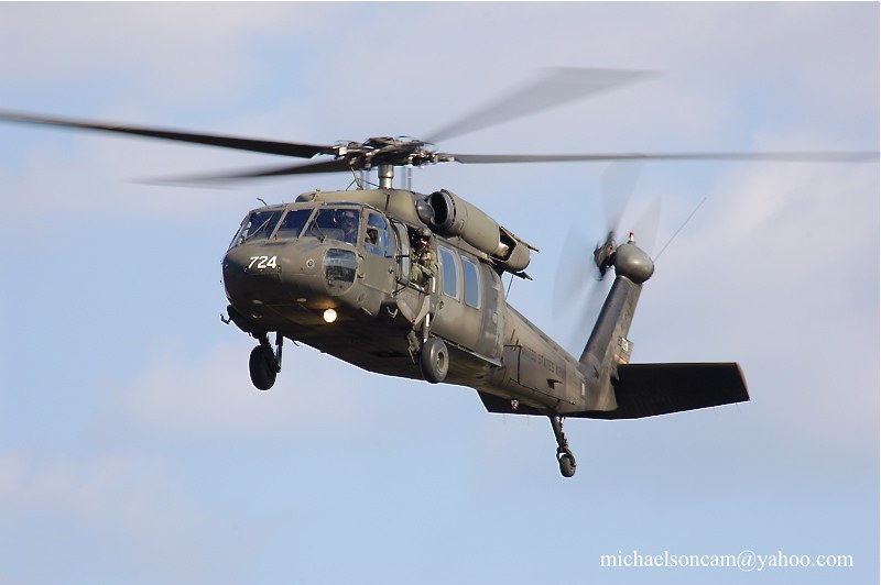 UH-60--Blackhawk.jpg - UH-60A Blackhawk 77-22724