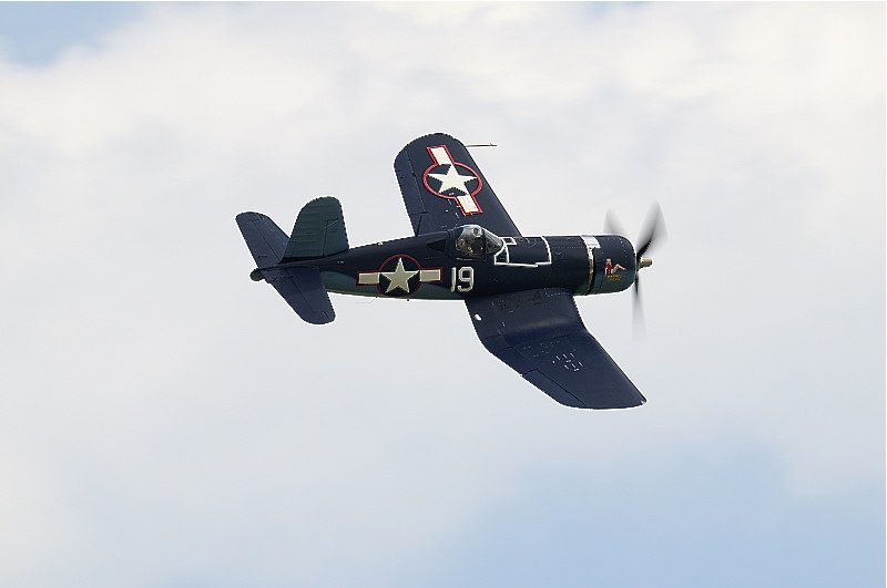 F-4U Corsair.jpg - F-4U Corsair