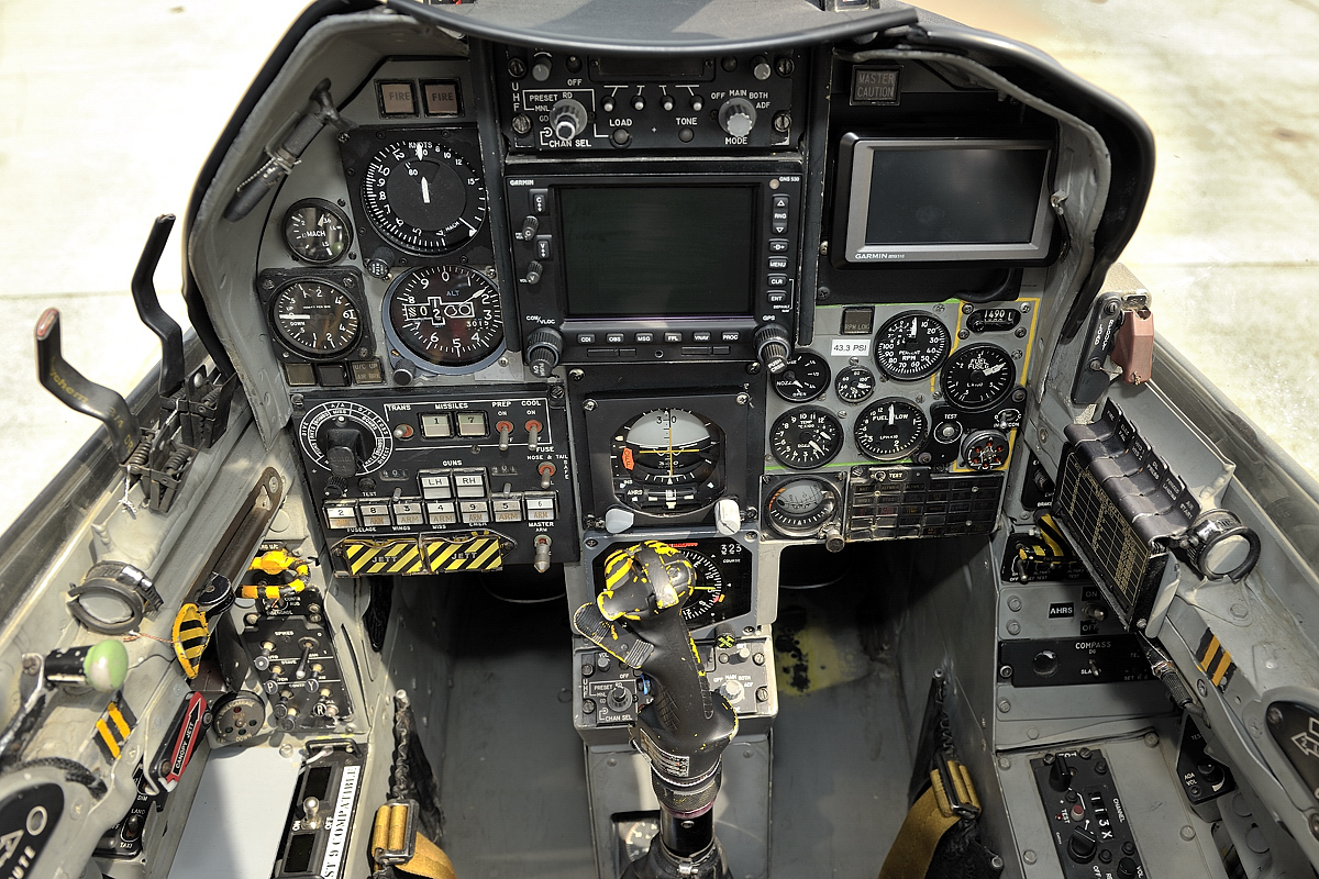 _D3S5252.jpg - Israel IAI Kfir C2  N401AX / 806 cockpit.
