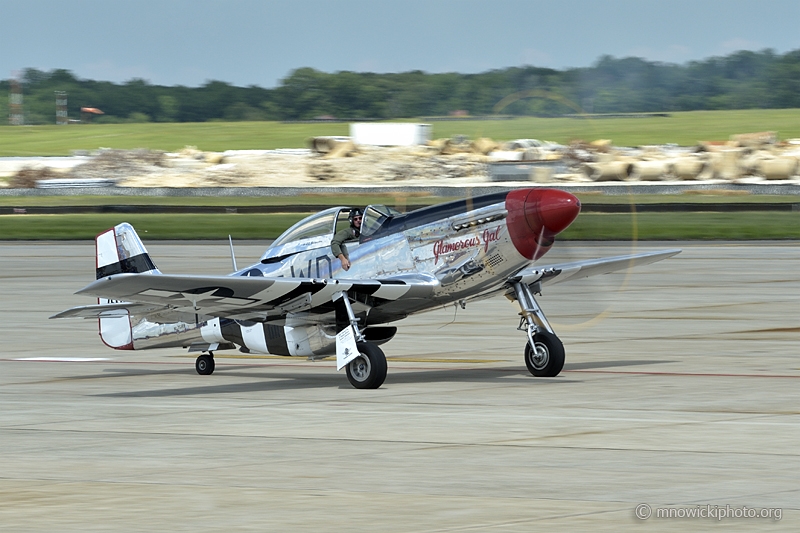 _D7K2804.jpg - North American P-51D Mustang "Glamorous Gal"  N751RB