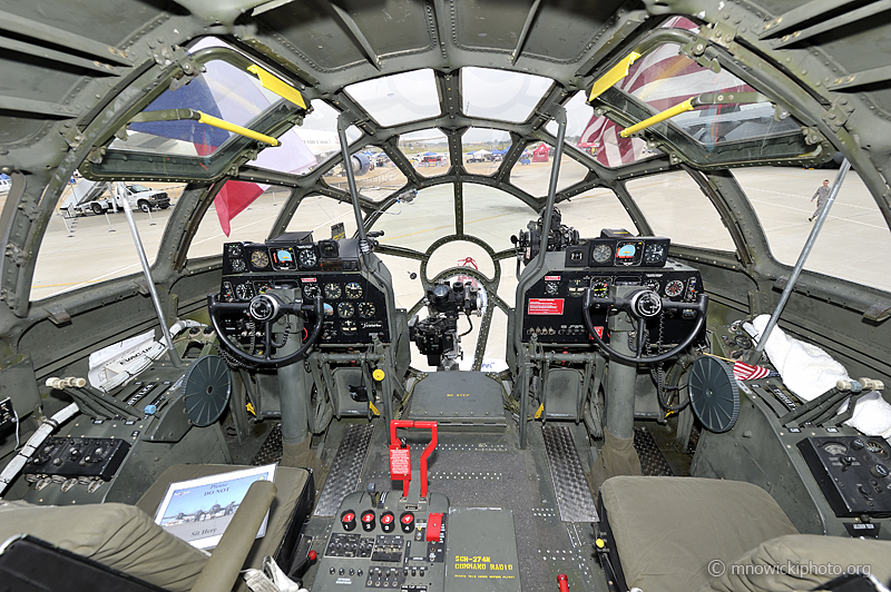 _D3S8401.jpg - Boeing B-29A Superfortress  NX529B  cockpit