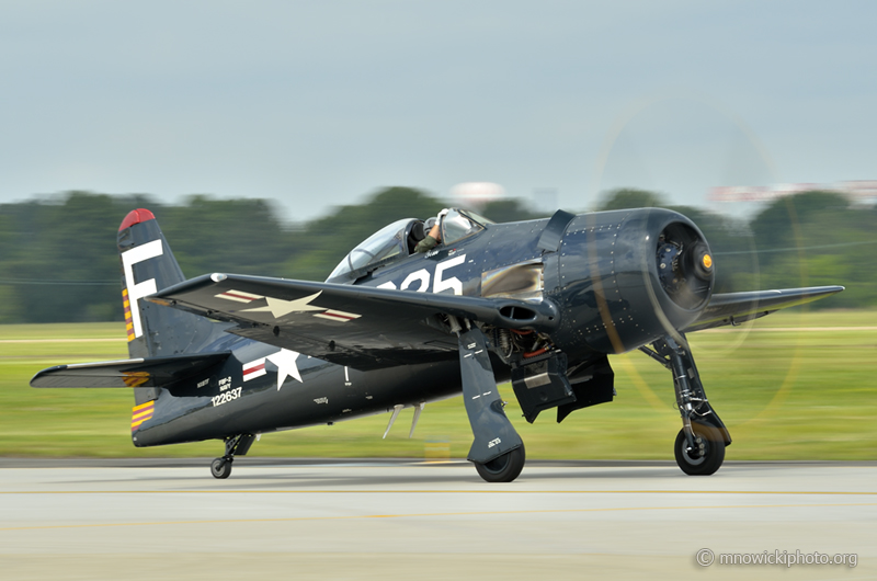 _D7K1889.jpg - Grumman F8F-2 Bearcat C/N 122637  NX8TF