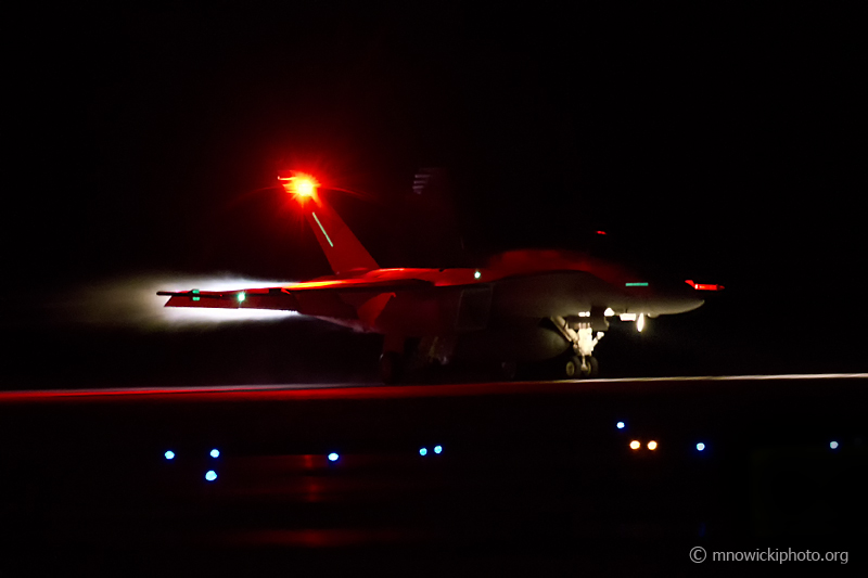 _94C4093.jpg - F/A-18E Super Hornet 166839 Night show