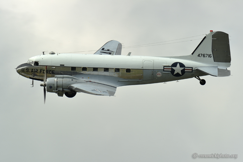 _D3S3833.jpg - Douglas DC-3C-S4C4G   N8704