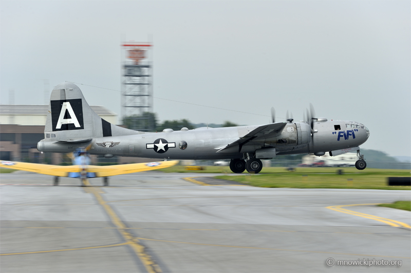 _D3S4045.jpg - Boeing B-29A Superfortress    NX529B