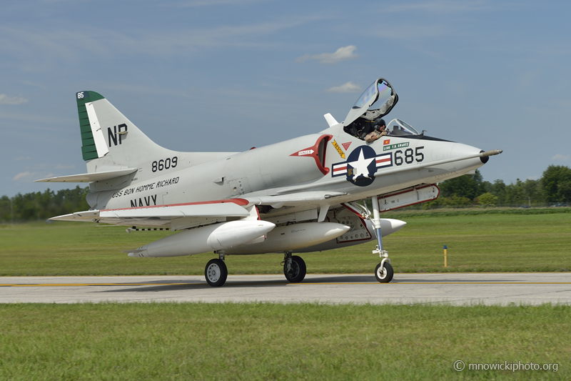 _DSC0590.jpg - Douglas A-4B Skyhawk  N49WH