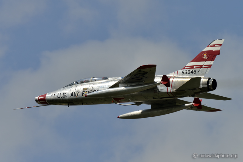 _DSC2300.jpg - North American F-100F Super Sabre  N2011V