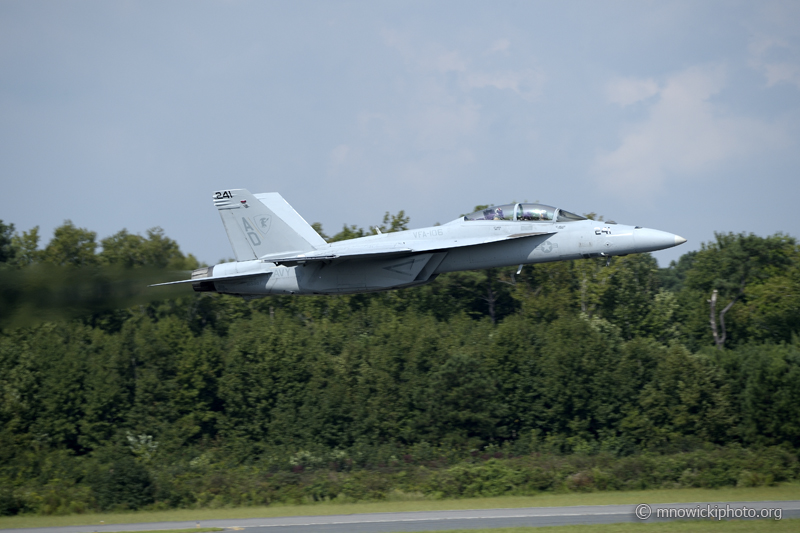 _D4S4107.jpg - Boeihg F/A-18F Super Hornet 165887 AD-241