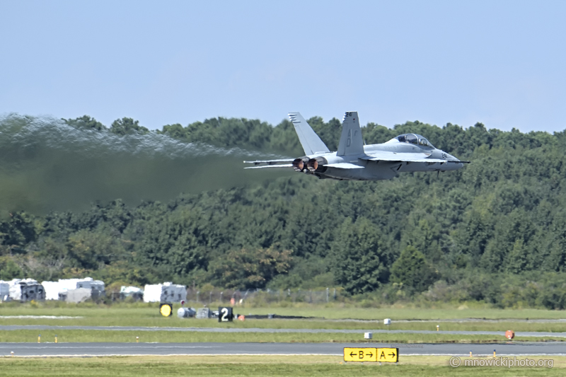 _D4S5431.jpg - Boeing F/A-18F Super Hornet 165887 AD-241