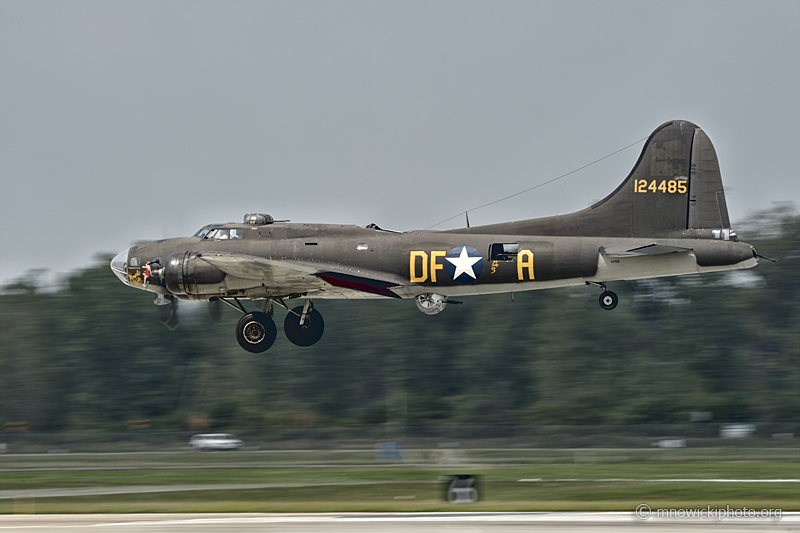 _D4B6512 copy.jpg - Boeing B-17G Flying Fortress "Memphis Belle"C/N 44-83546-A, N3703G