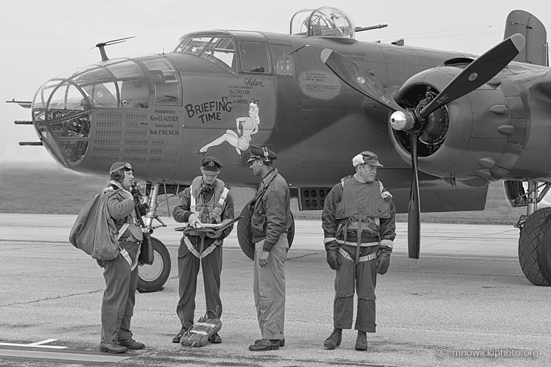 _D718625 copy.jpg - North American TB-25N Mitchell "Briefing Time" C/N 44-29939, N9456Z  (3)