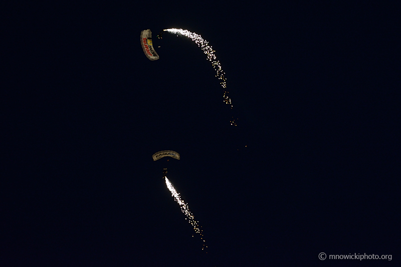 DSC_256 copy.jpg - The Lucas Oil Skydivers 