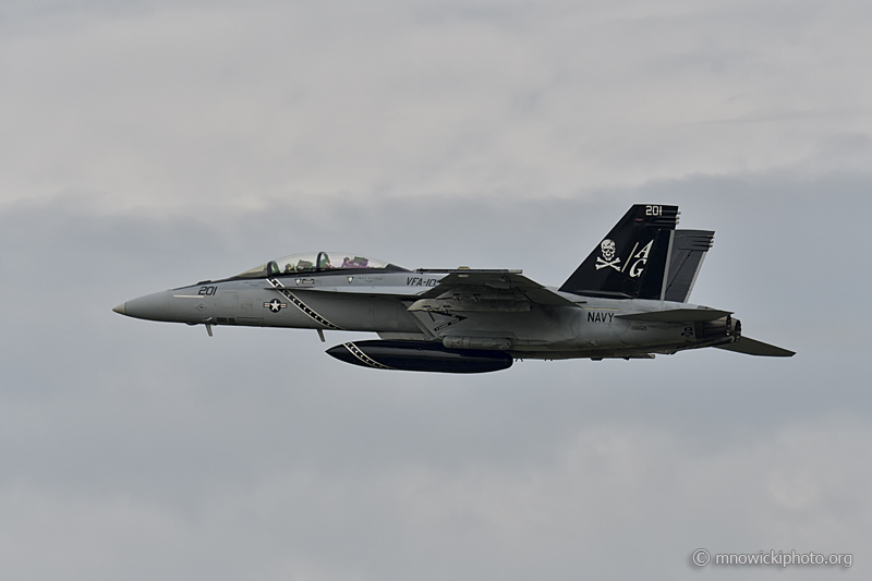 _D515153 copy.jpg - F/A-18F Super Hornet 166621 AG-201