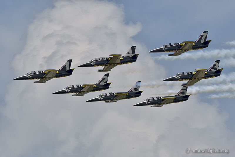 _D519896 copy.jpg - Breitling Jet Team 