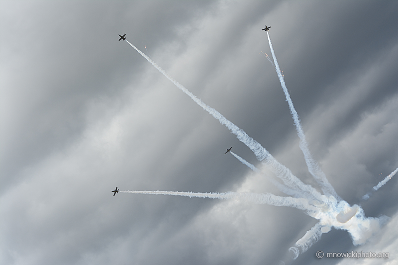 _D717856 copy.jpg - Breitling Jet Team   (2)