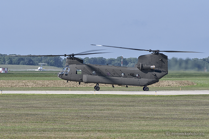 otowe.jpg - CH-47D Chinook 90-00215