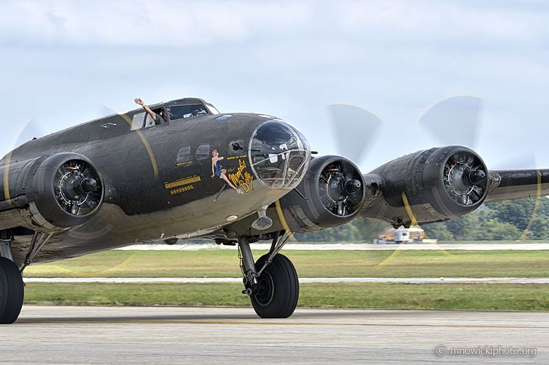 _DPI3173 copy.jpg - Boeing B-17G Flying Fortress "Memphis Belle" N3703G