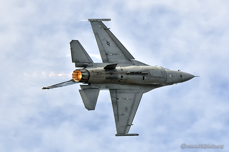 _D513261 copy.jpg - F-16CM Fighting Falcon 92-3920   (5)