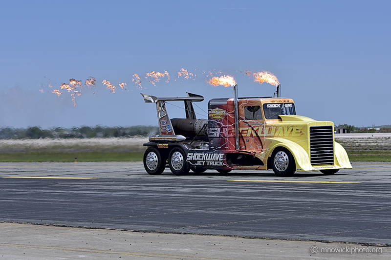 _DOS0553 copy.jpg - Shockwave Jet Truck