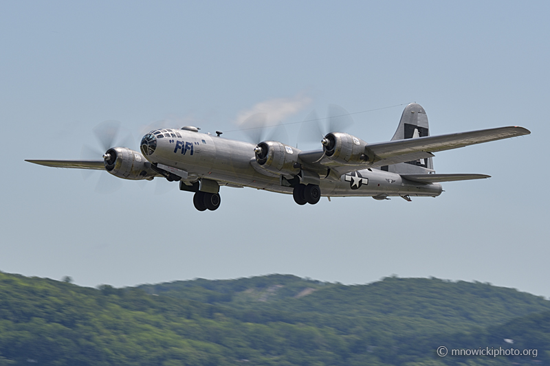 _DPI3981 copy.jpg - Boeing B-29A Superfortress "Fifi"   NX529B