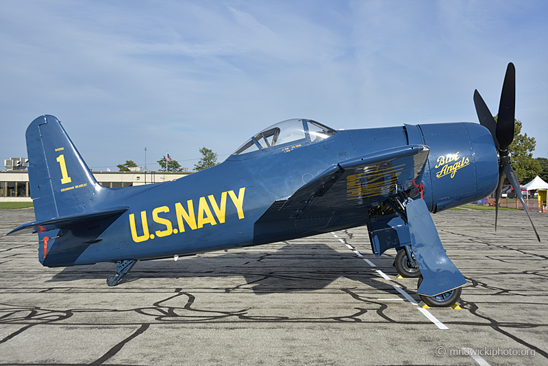 _DOS4588 copy.jpg - Grumman F8F-2 Bearcat "Blue Angels" C/N 121776, N68RW  (3)