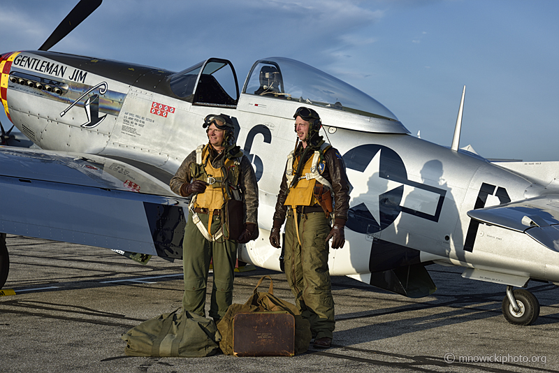 _DOS4739 copy.jpg - Pilots in morning light.