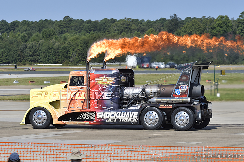 _DPI4220 copy.jpg - Shockwave jet powered truck