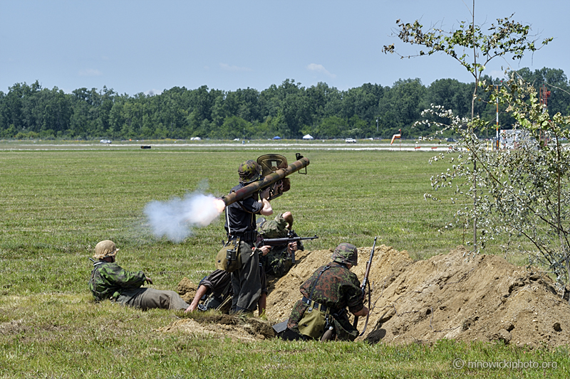 _DPI0957 copy.jpg - Panzerschreck (88 mm Rocket Tank Rifle) 