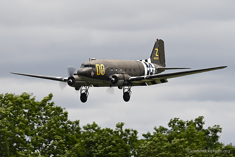 _Z771629 copy.jpg - Douglas DC-3C Skytrain "Second Chance" C/N 33049, N15SJ