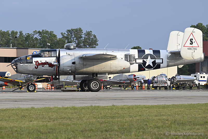 _Z620070 copy.jpg - North American B-25J-32-NC Mitchell "Georgia Mae" C/N 44-86785, NL5262V 