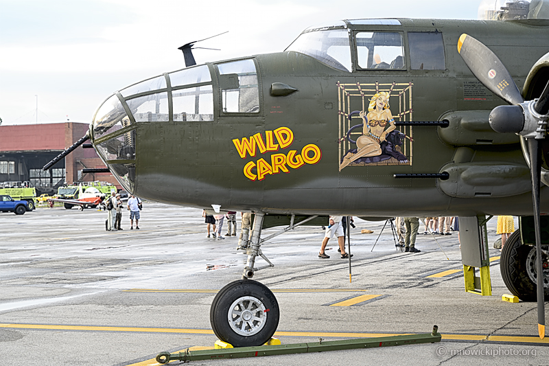 _Z629960 copy.jpg - North American B-25J Mitchell "Wild Cargo" C/N 44-30129, N7947C