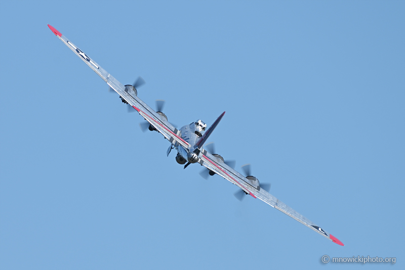 Z62_8915 copy.jpg - Boeing B-17G Flying Fortress  C/N 77255 N3193G   (2)