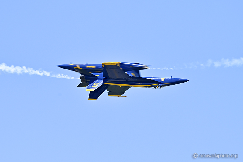 _Z620594 copy.jpg - US Navy Demo Team "Blue Angels"  (9)