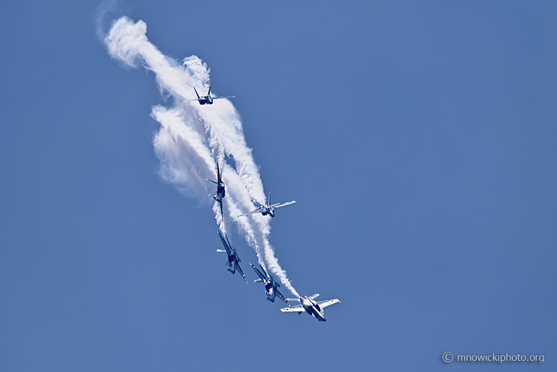 _Z620670 copy.jpg - US Navy Demo Team "Blue Angels"  (11)