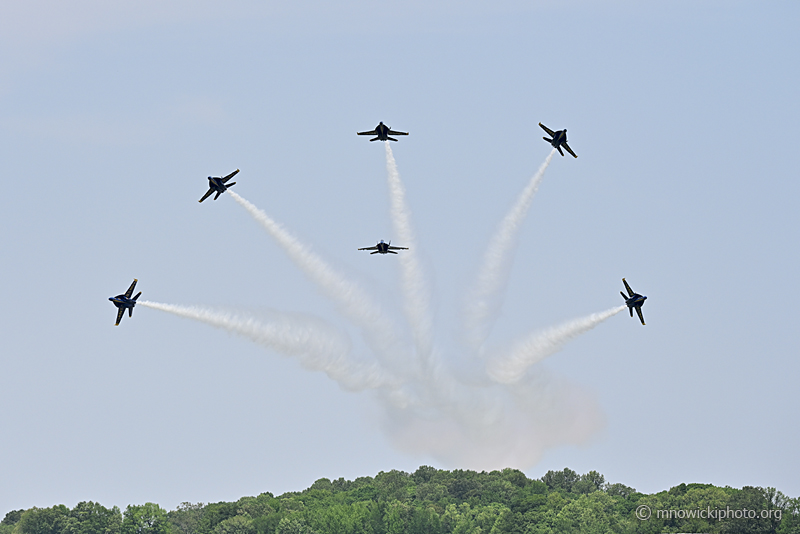 _Z777816 copy.jpg - US Navy Demo Team "Blue Angels"  (12)