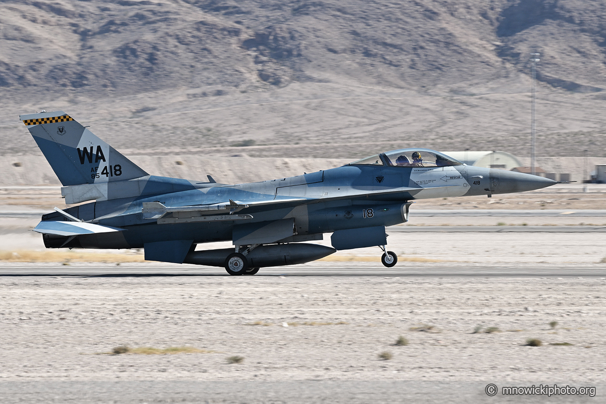 MN9_1983_01 copy.jpg - F-16C Fighting Falcon 85-0418 WA 18  (4)