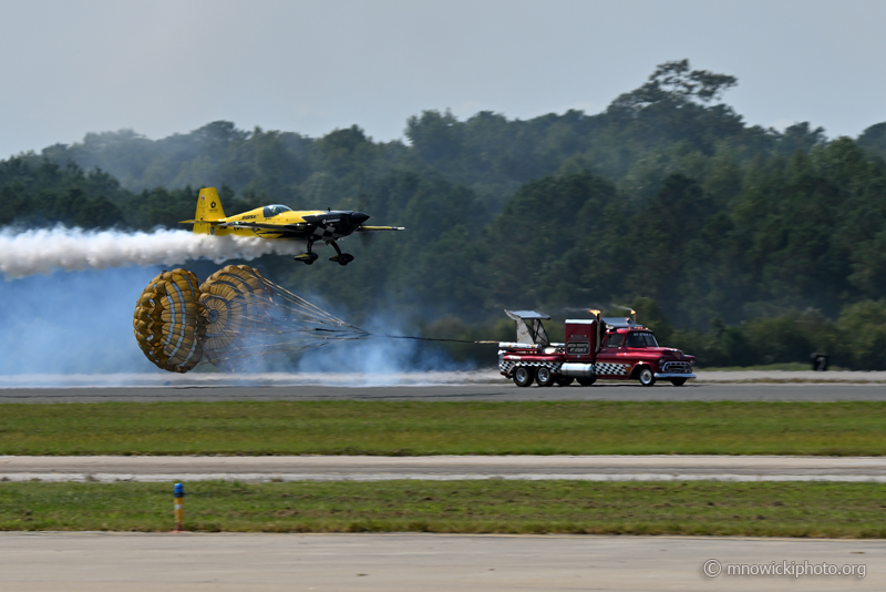 MN9_5368 copy.jpg - Extra EA-300S C/N 1035, N821MG  &  Jet truck Aftershock   (2)