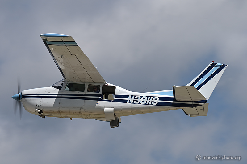 Z62_1749 copy.jpg - Cessna 210J Centurion C/N 21059111, N3311S