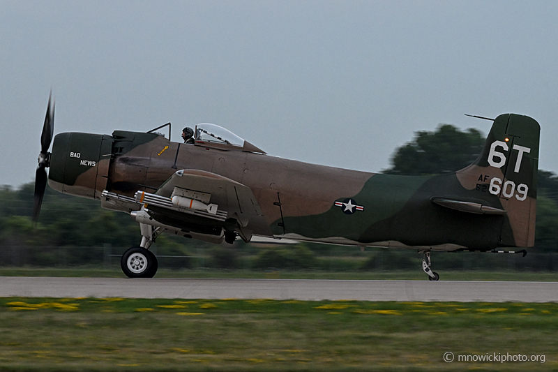 Z62_2914 copy.jpg - Douglas AD-1 Skyraider "Bad News" C/N 09257, N2AD