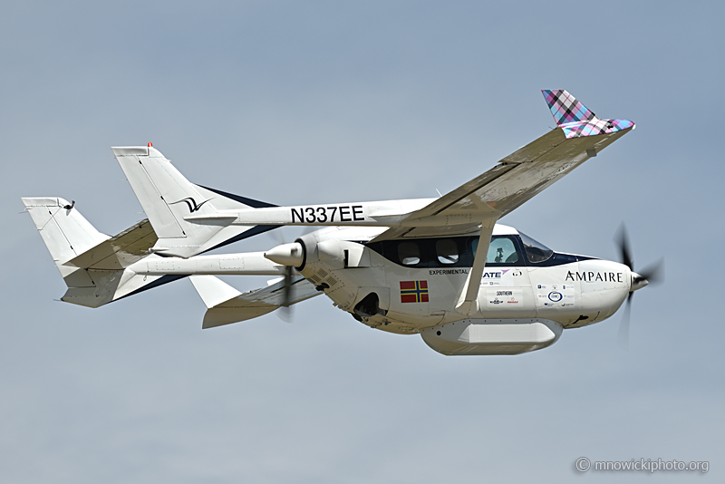 Z77_2655 copy.jpg - Cessna 337G Super Skymaster C/N 33701600, N337EE