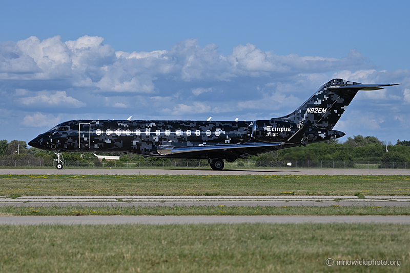 Z77_3670 copy.jpg - Bombardier BD-700-1A10 Global 6000 C/N 9239, N82EM