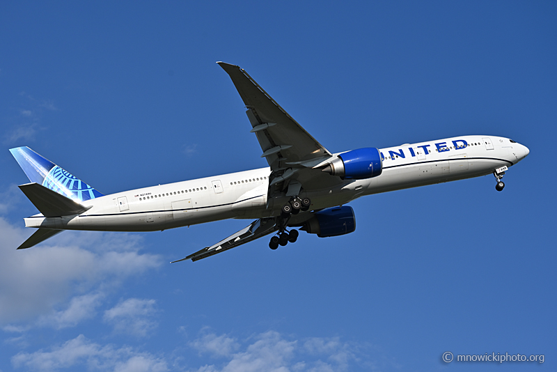 Z77_4020 copy.jpg - Boeing 777-300/ER - United Airlines C/N 66589, N2749U  (3)