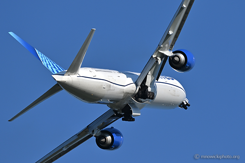 Z77_4030 copy.jpg - Boeing 777-300/ER - United Airlines C/N 66589, N2749U  (2)