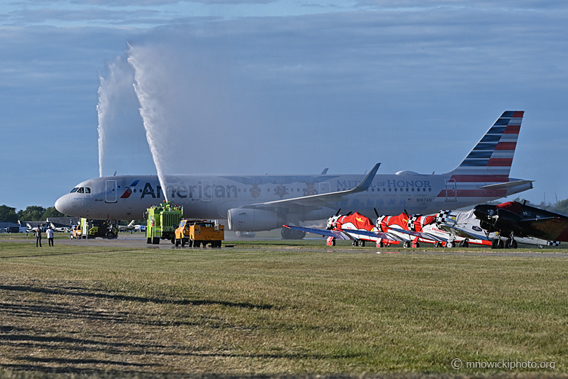 Z77_4073 2 copy.jpg - Airbus A321-231(WL) - American Airlines C/N 7013, N167AN  (3)