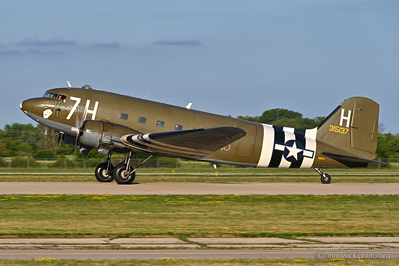 Z77_4232 copy.jpg - Douglas DC-3 C/N 12425, N99FS