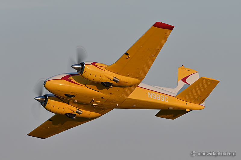 Z77_4401 copy.jpg - Beech D50 Twin Bonanza C/N DH-226, N98SC