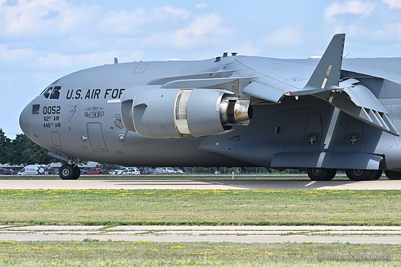 Z77_4735 copy.jpg - C-17A Globemaster 98-0052  (3)